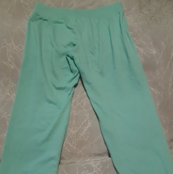 PINK v/s Green Cropped Sweatpants Size Xs - Picture 5 of 8